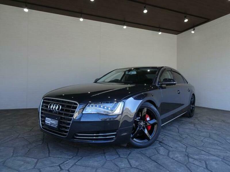 AUDI A8