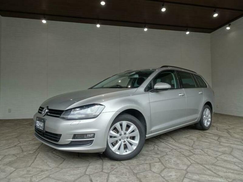 GOLF VARIANT