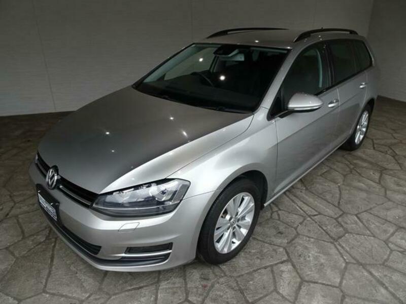 GOLF VARIANT