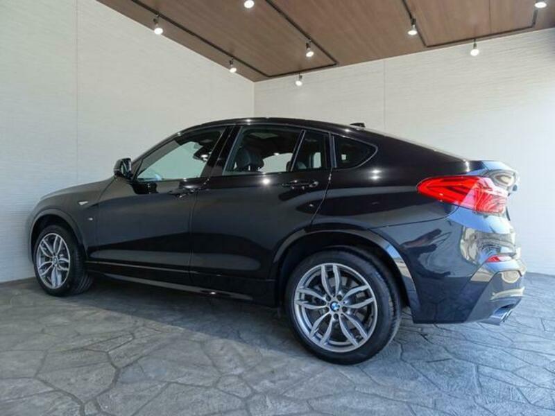 X4