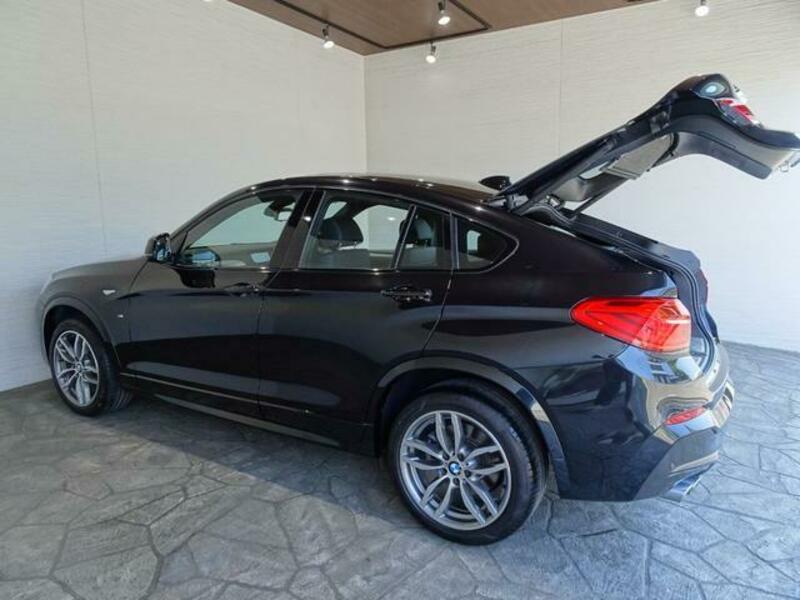 X4