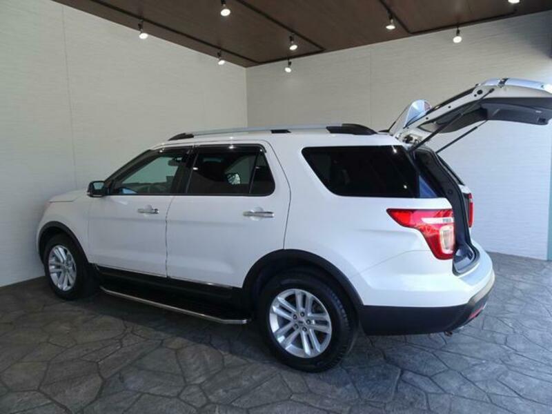 EXPLORER