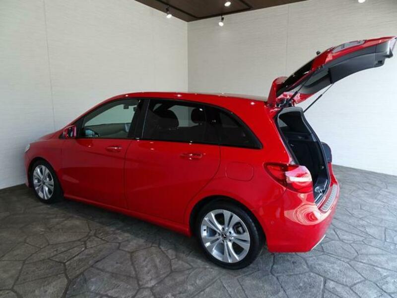 B-CLASS
