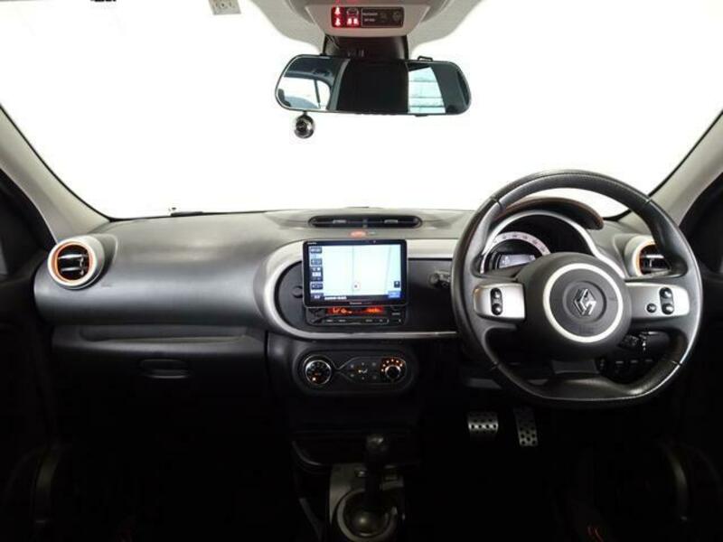TWINGO