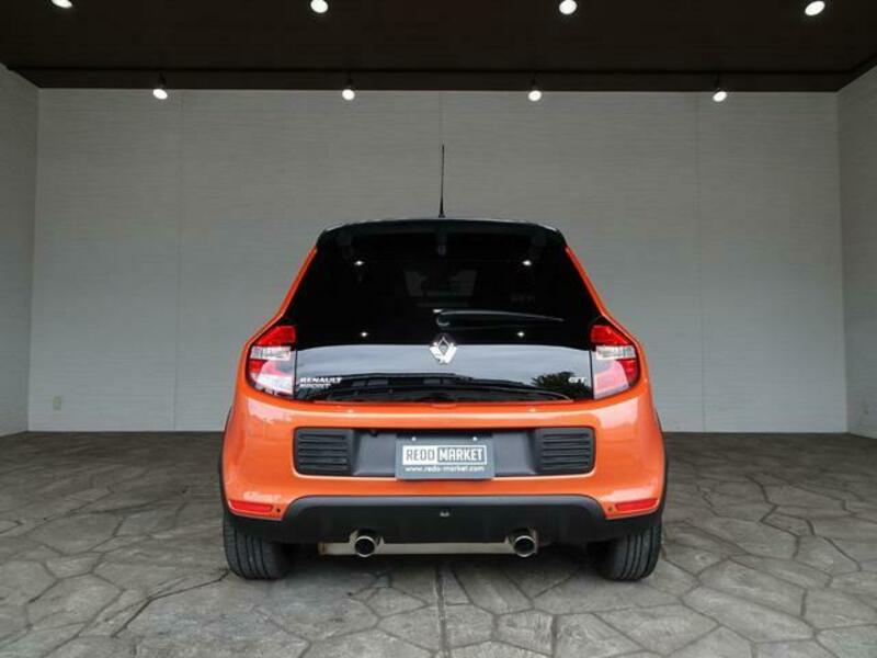 TWINGO