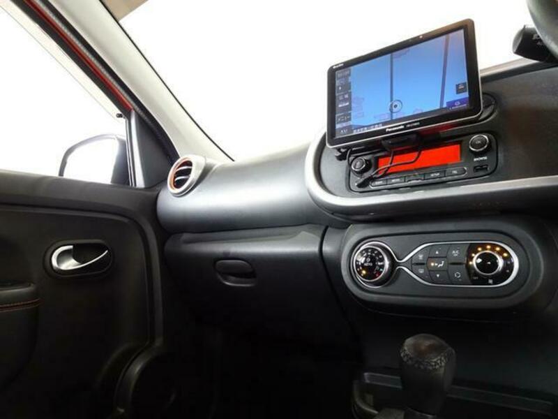 TWINGO