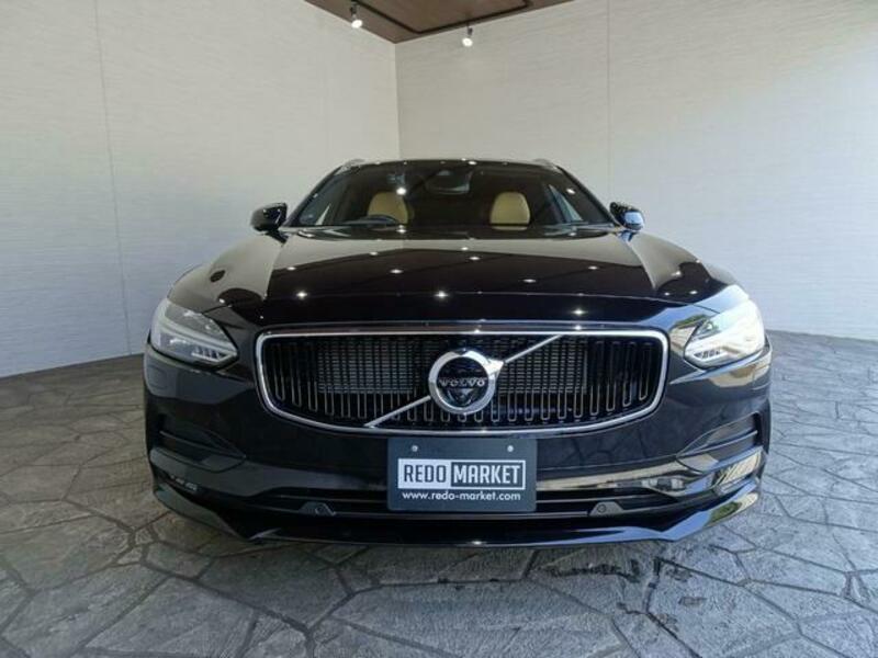 V90