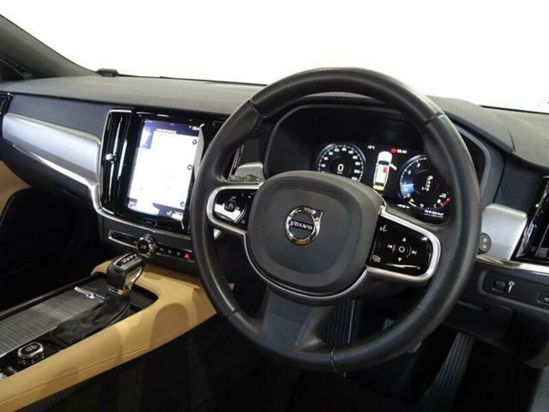 V90