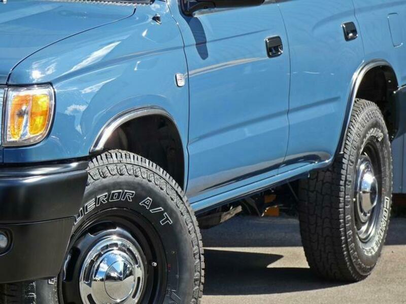 HILUX SURF