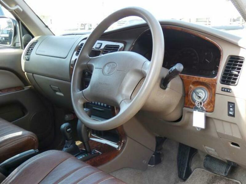 HILUX SURF