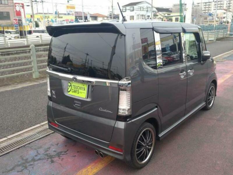 N BOX CUSTOM