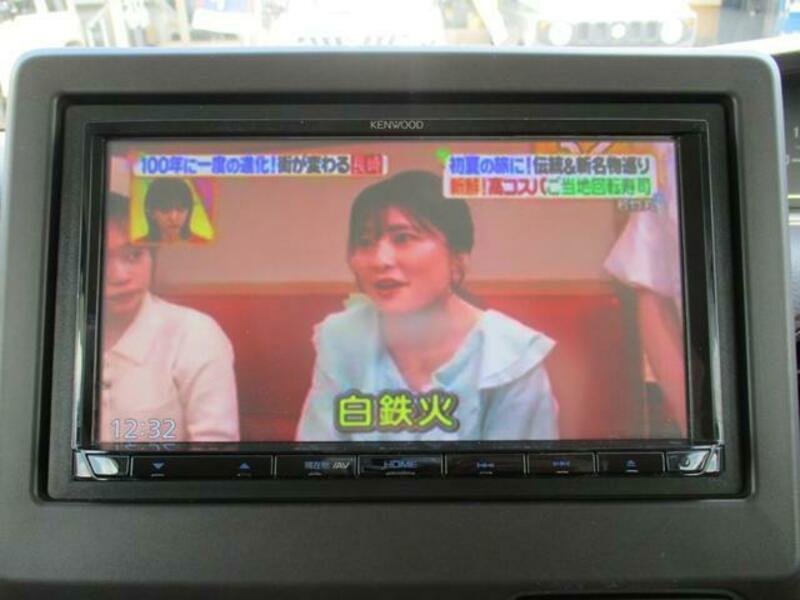 N BOX
