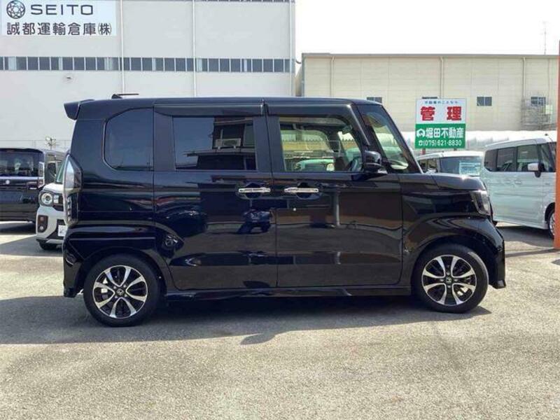 N BOX CUSTOM