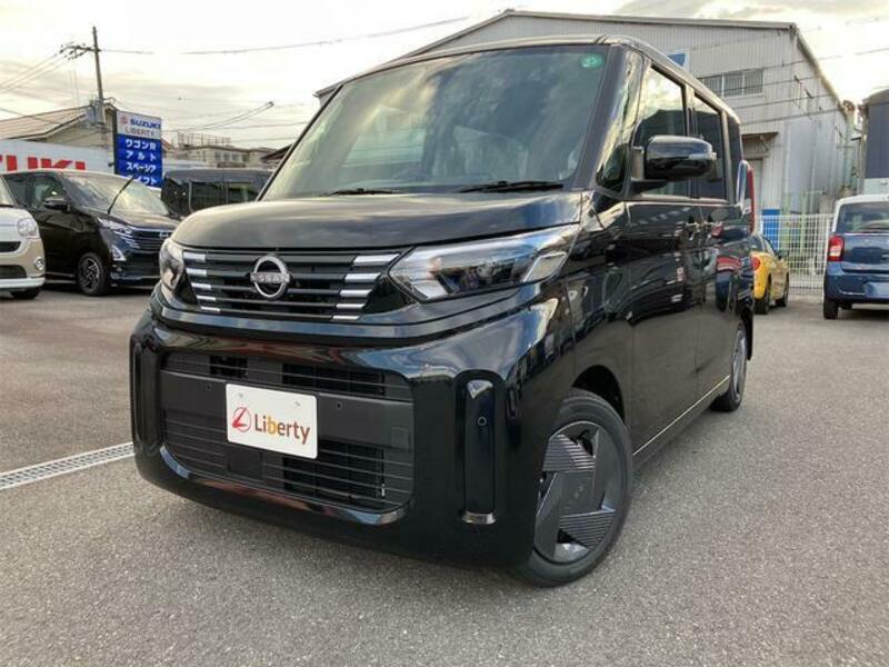 NISSAN ROOX