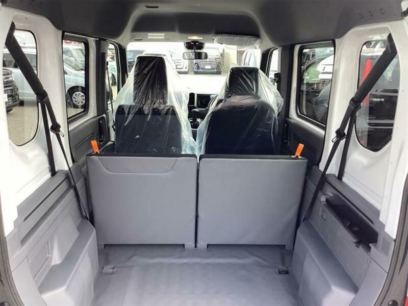 N-VAN