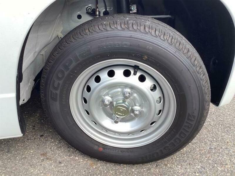 N-VAN