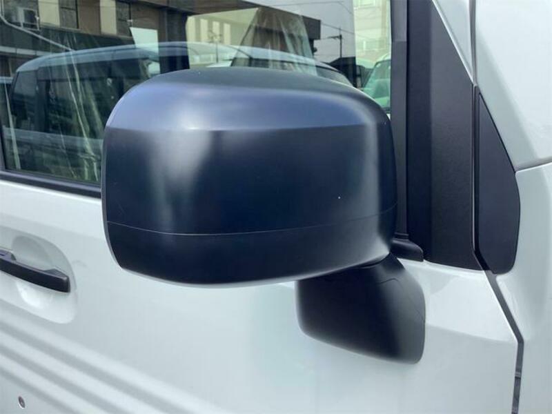 N-VAN