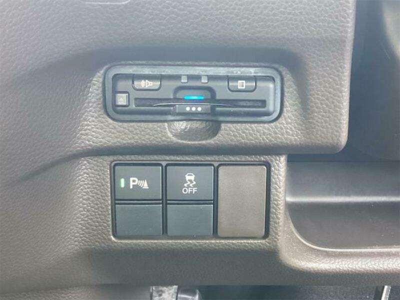N BOX
