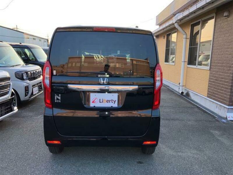 N BOX