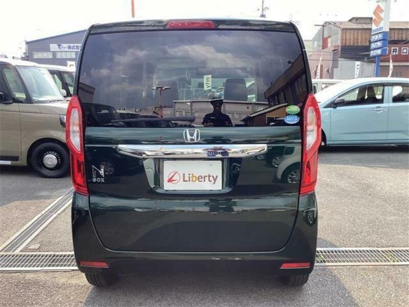 N BOX