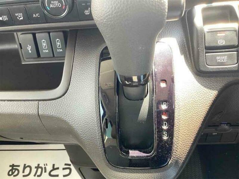 N BOX