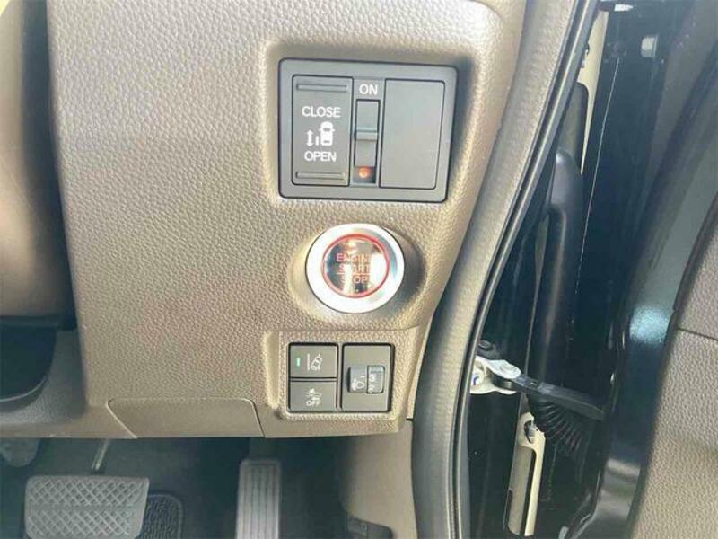 N BOX