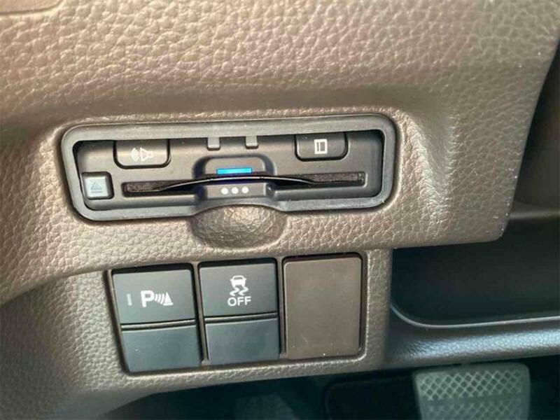 N BOX