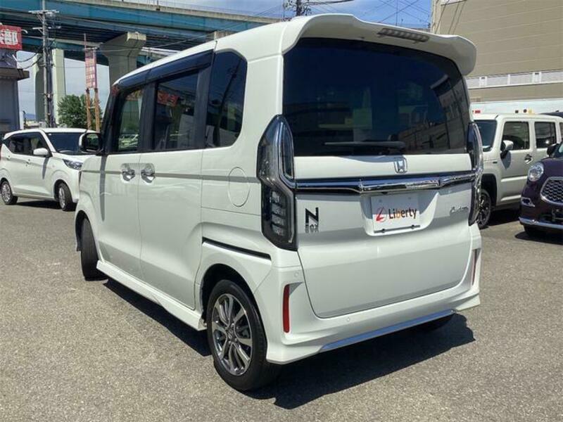 N BOX CUSTOM