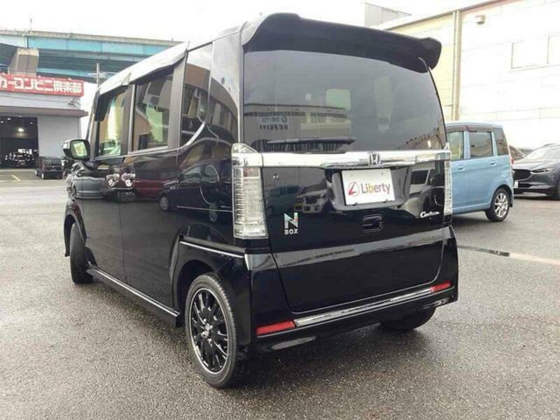 N BOX CUSTOM