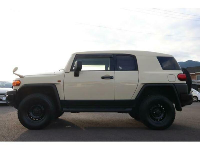 FJ CRUISER