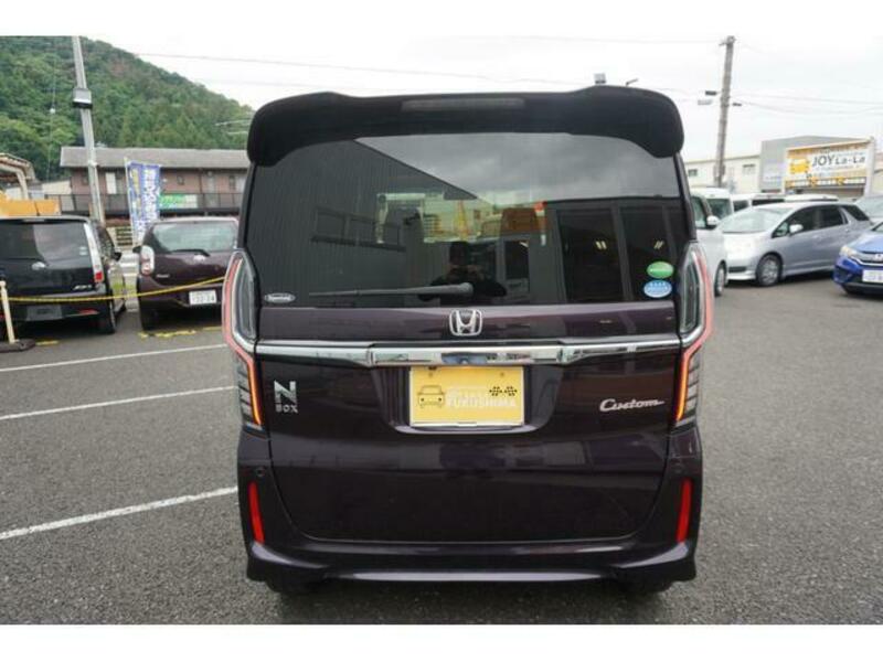 N BOX CUSTOM