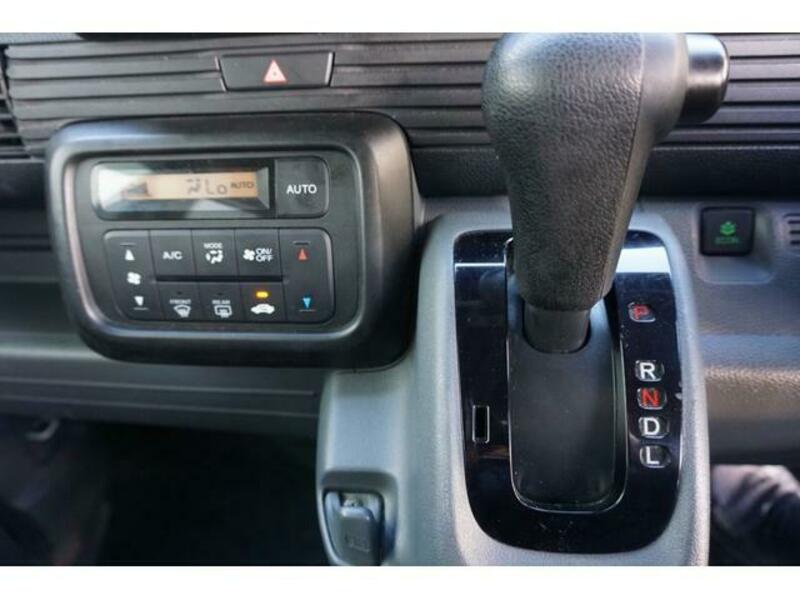 N-VAN
