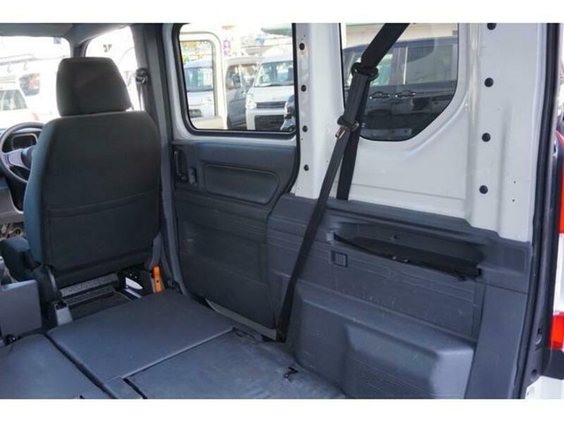 N-VAN