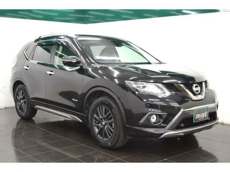 X-TRAIL