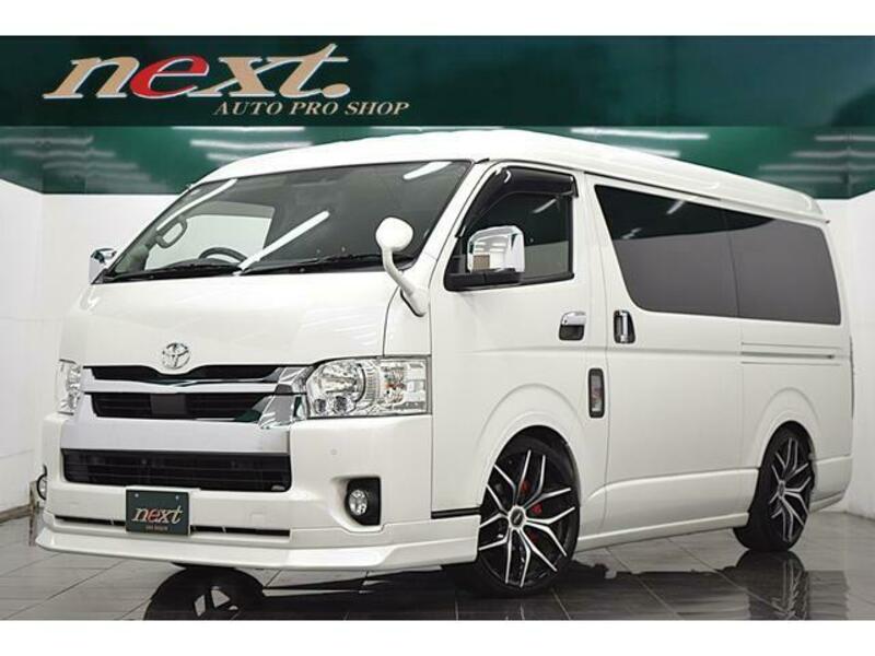 TOYOTA HIACE WAGON