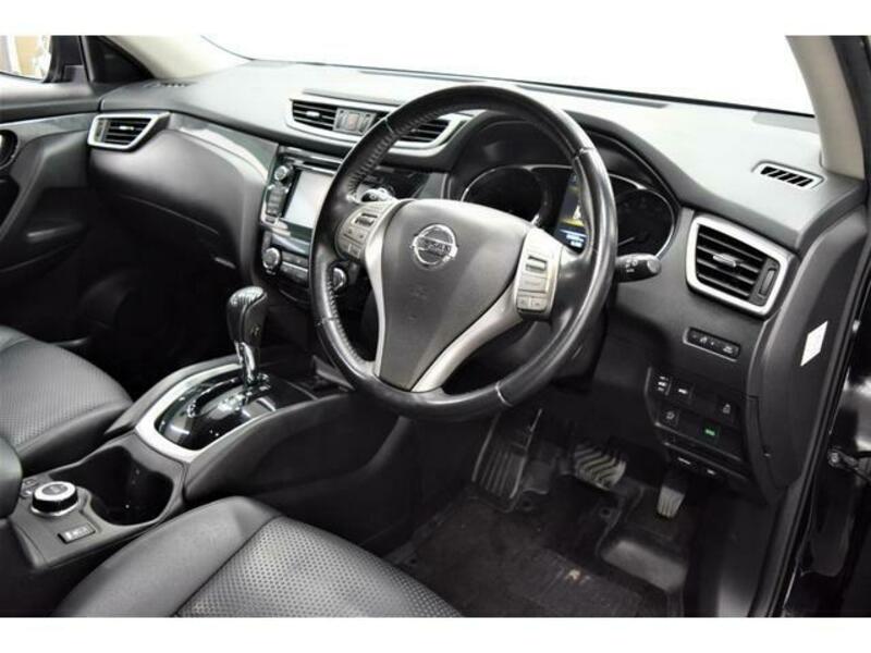 X-TRAIL