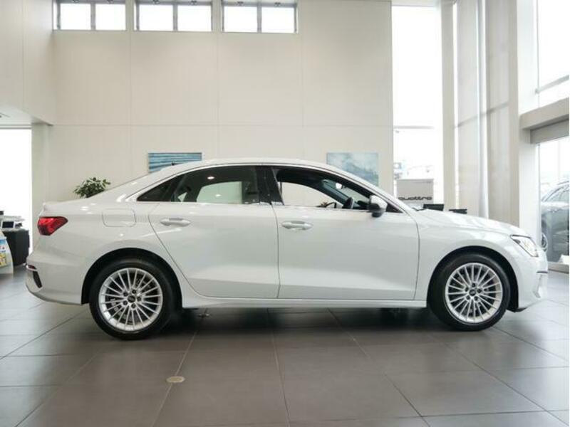 A3 SEDAN