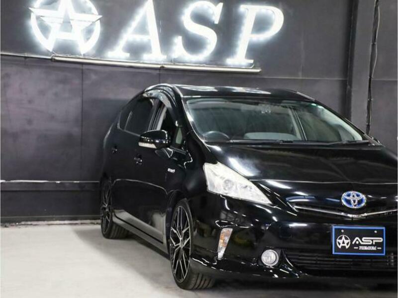 PRIUS ALPHA