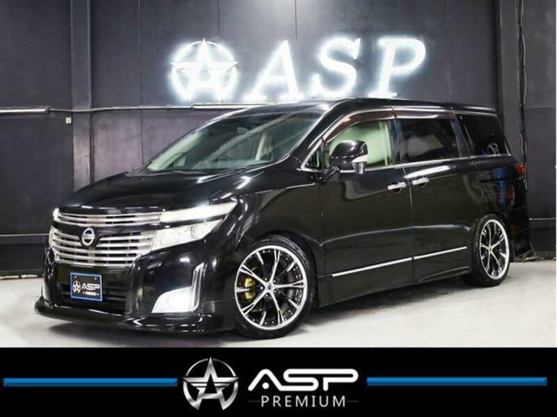 NISSAN ELGRAND