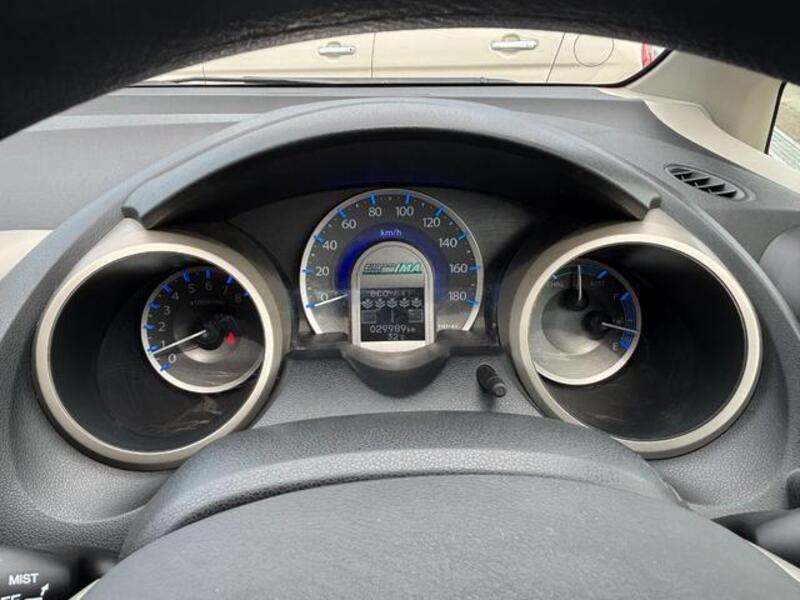 FIT HYBRID