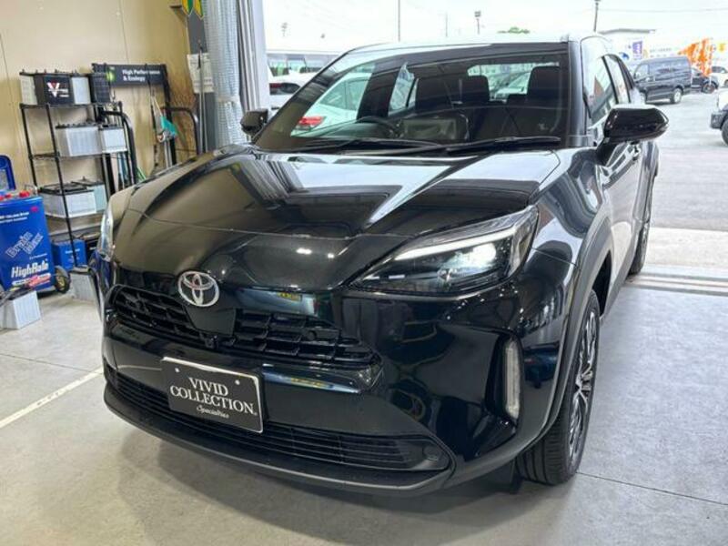 YARIS CROSS