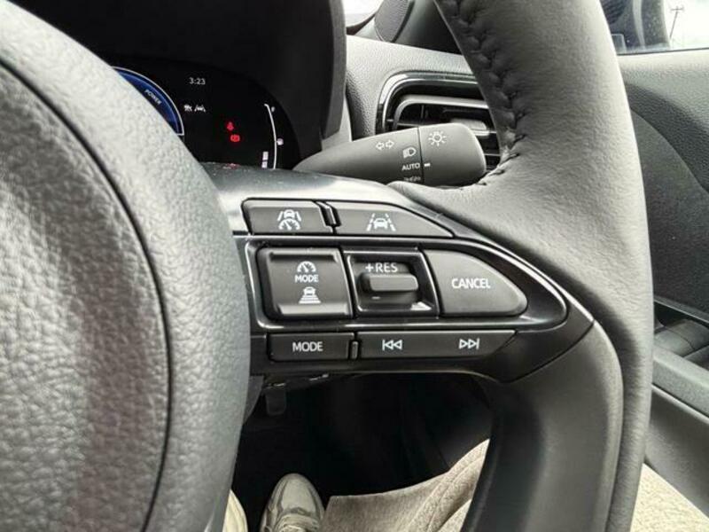 YARIS CROSS