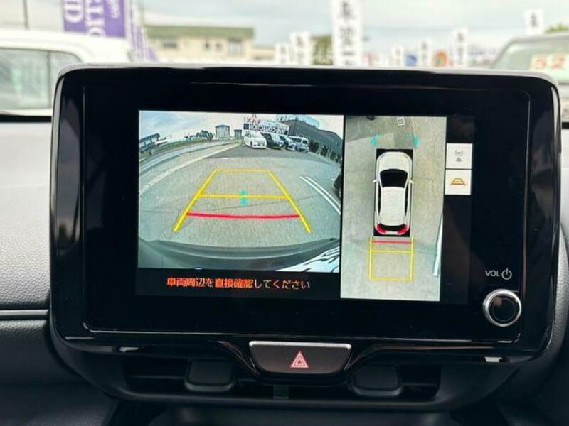 YARIS CROSS