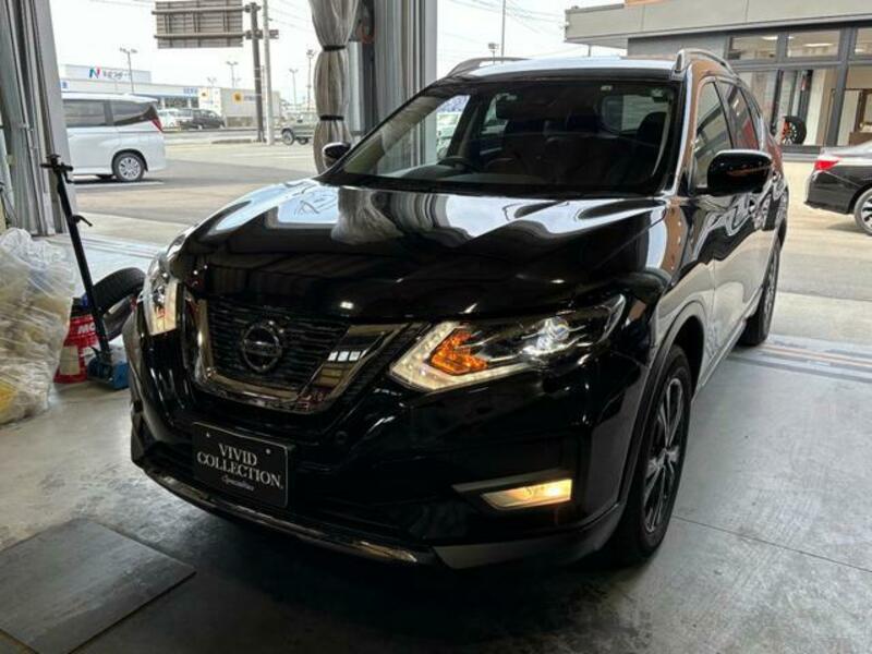 X-TRAIL