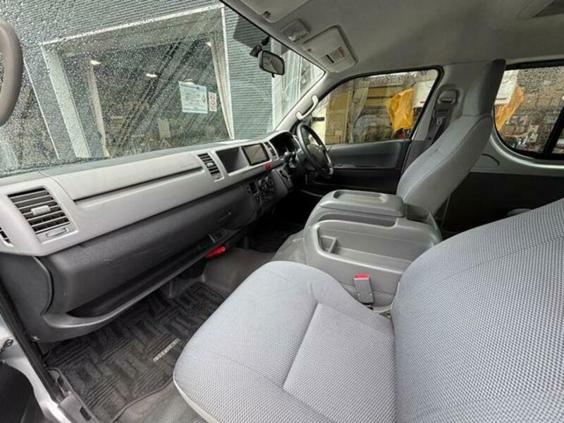 HIACE WAGON