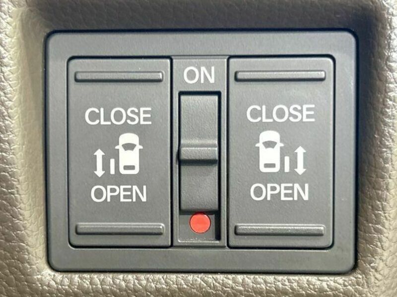 N BOX