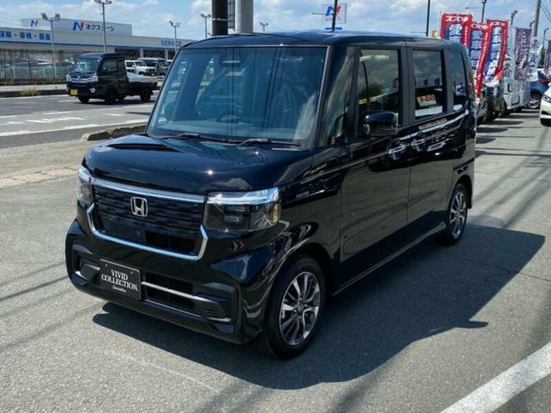 N BOX CUSTOM