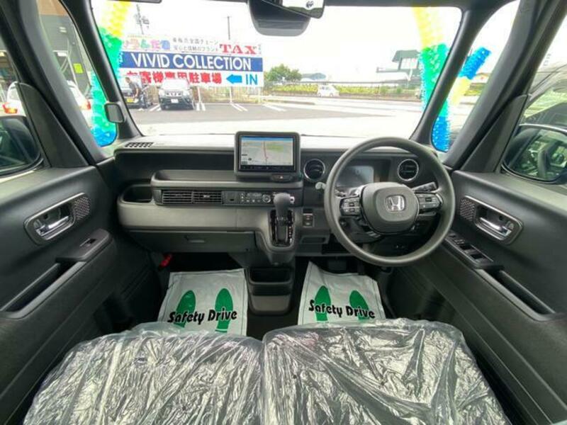 N BOX CUSTOM