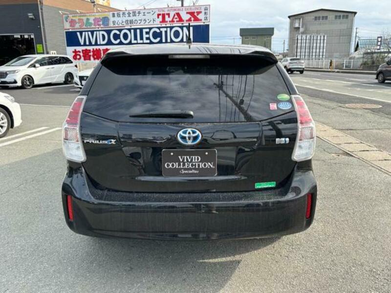 PRIUS ALPHA