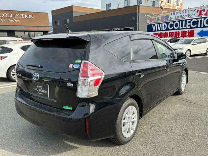 PRIUS ALPHA